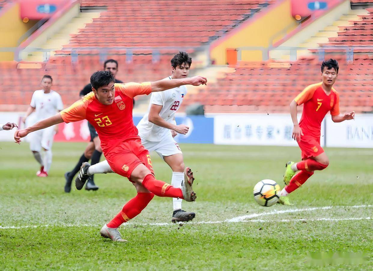 包含集结日体能课后;成都蓉城回应争议备战中超;压力陡增;纪律约束更严格的词条 包含集结日体能课后;成都蓉城回应争议备战中超;压力陡增;纪律约束更严格的词条